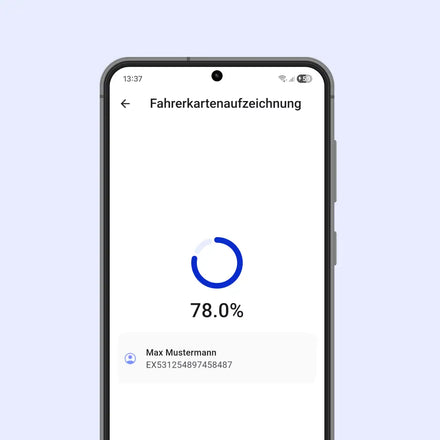Handybildschirm zeigt den Download der Fahrerkarte in der myTacho-App.